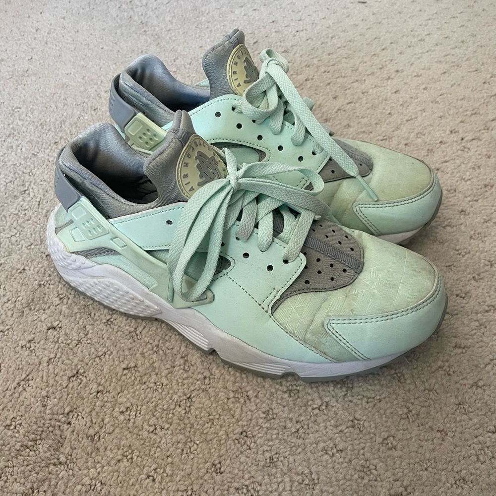 Nike Huaraches